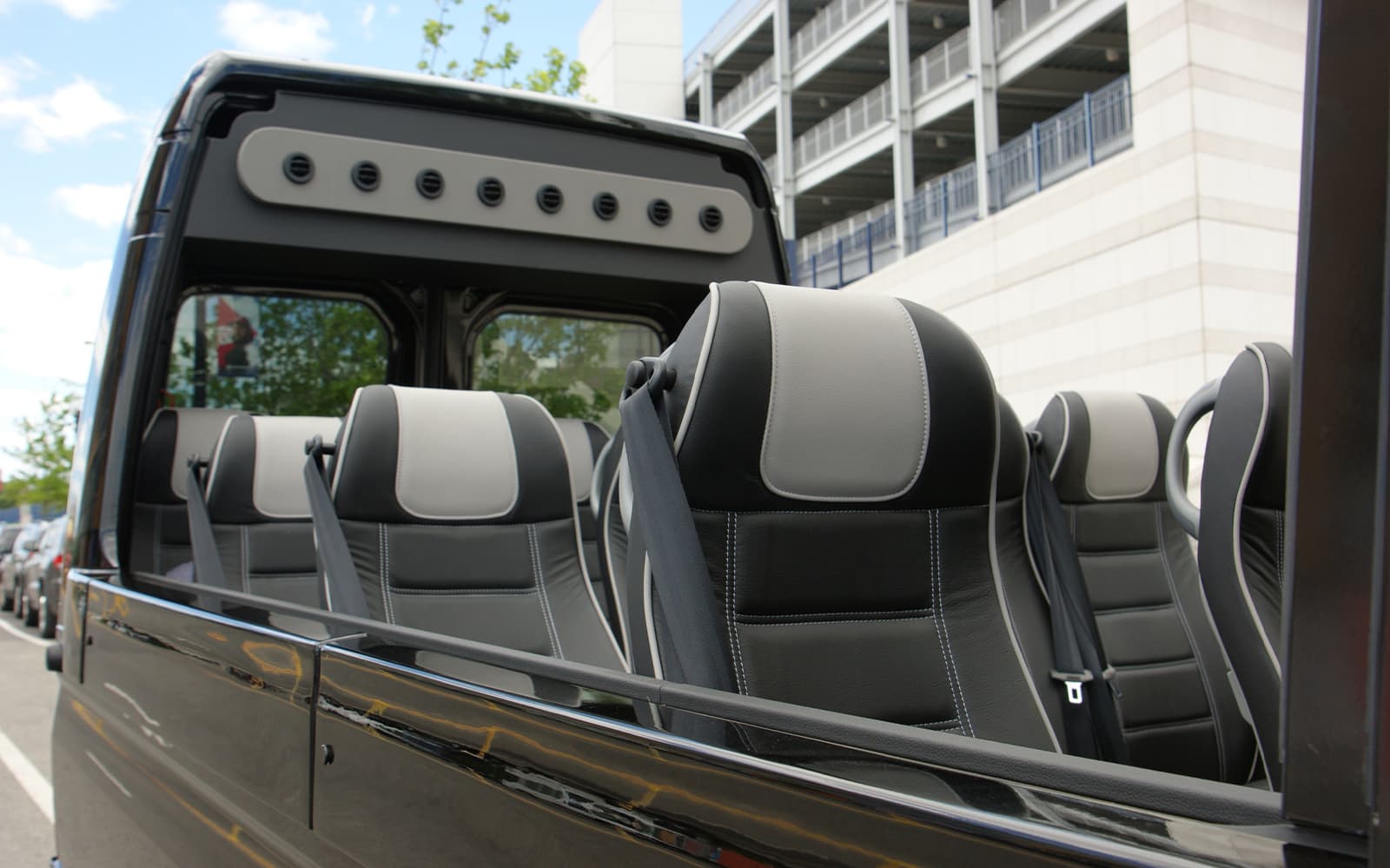 Washington DC - Guided Luxury Bus Tour with Lunch