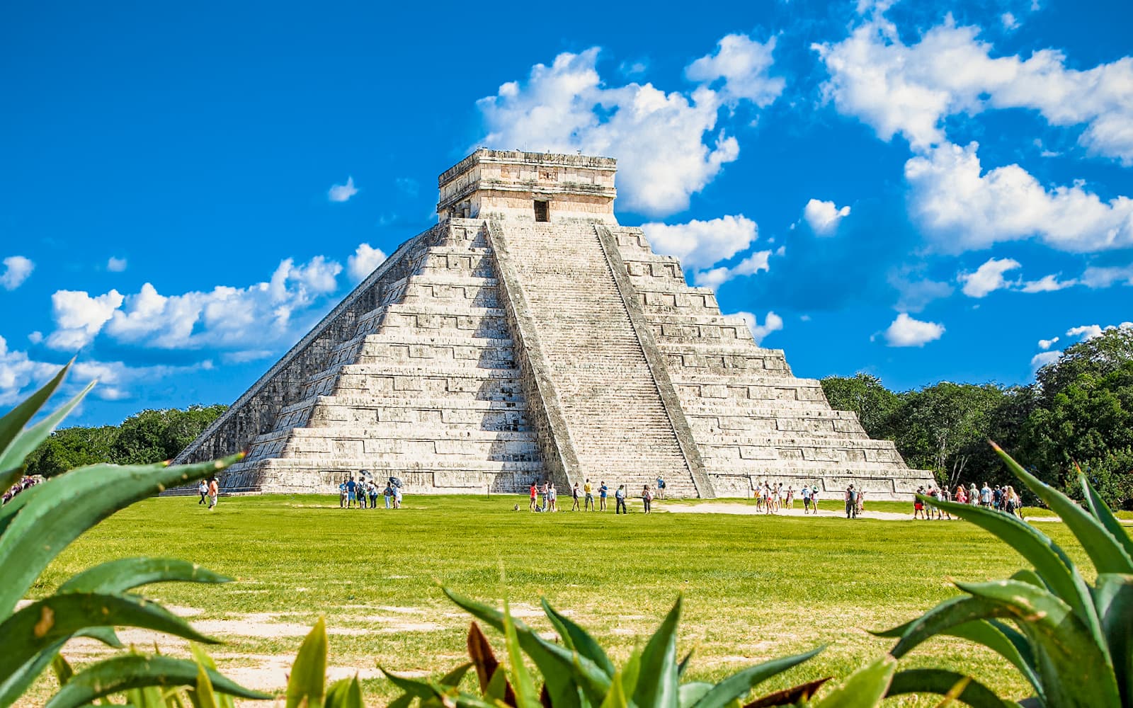 From Cancún: Chichén Itzá, Ekʼ Balam & Cenote Tour with Lunch tickets in Cancun - Activities | TickYourList
