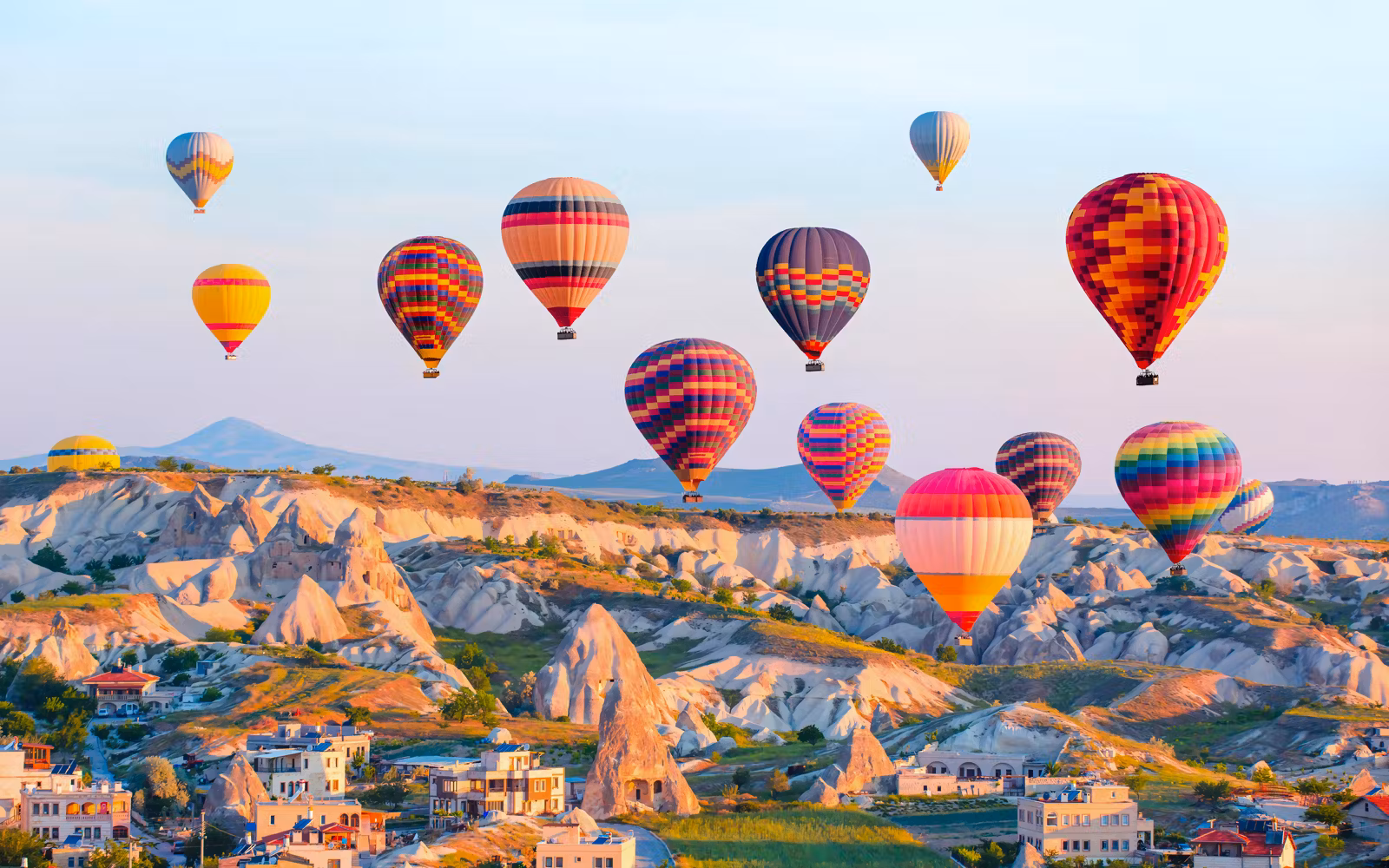 Cappadocia Goreme Sunrise Hot Air Balloon Tour with Breakfast & Transfer