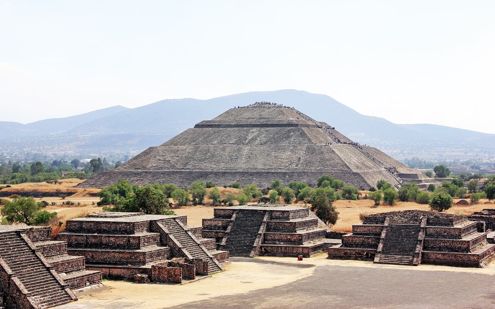 Private Tour to Teotihuacan, Guadalupe Shrine & Tlatelolco