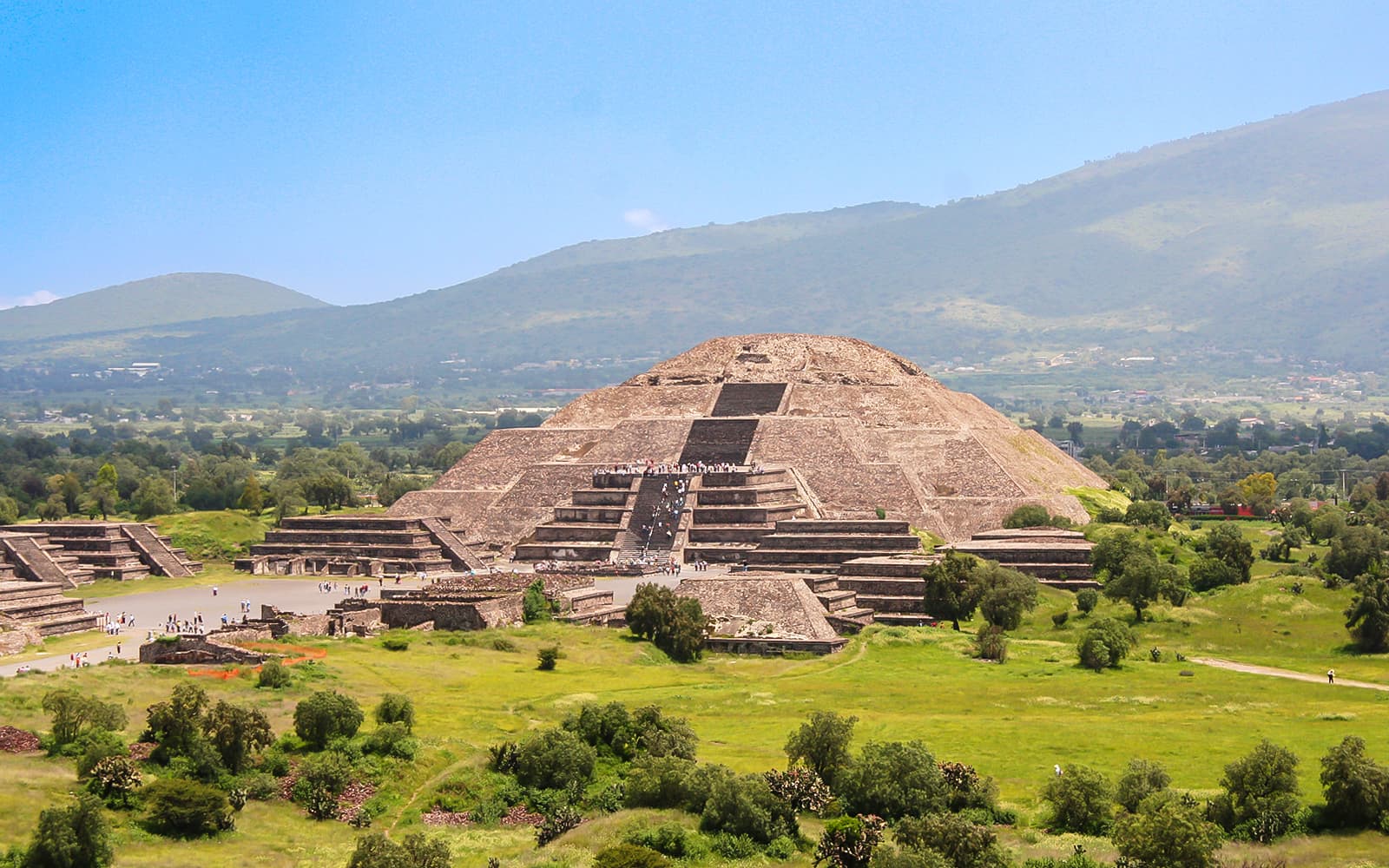 Teotihuacan 2-Hour Guided Walking Tour of the Sun & Moon Pyramids tickets in Mexico City - Highlights | TickYourList