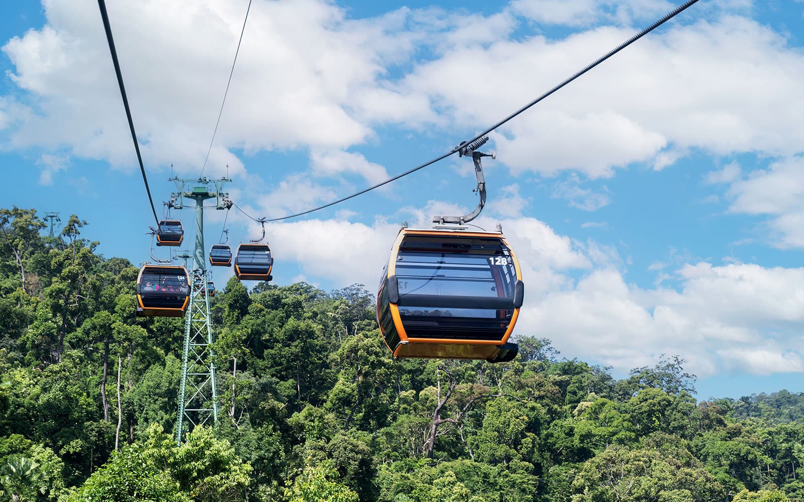 Sun World Ba Na Hills Ticket + Transfers (Shared/Private) + Optional Lunch