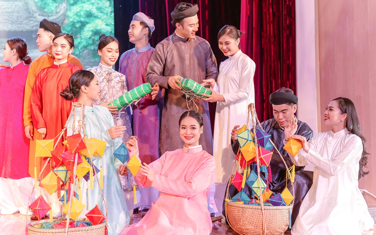 Ao Dai Show in Da Nang tickets in Da Nang - Highlights | TickYourList