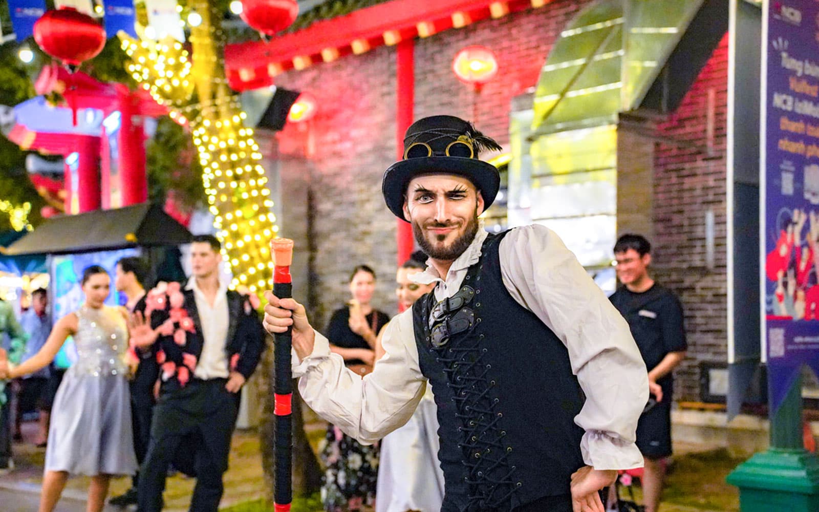 Combo: Da Nang Downtown + Traditional Night Show Tickets in Da Nang - Attractions | TickYourList