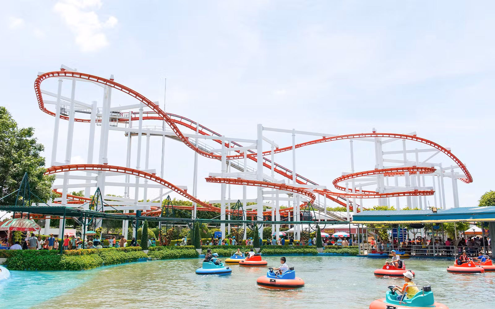 Dream World Super Visa with Unlimted Rides & Snow Town Visit tickets in Bangkok - Activities | TickYourList
