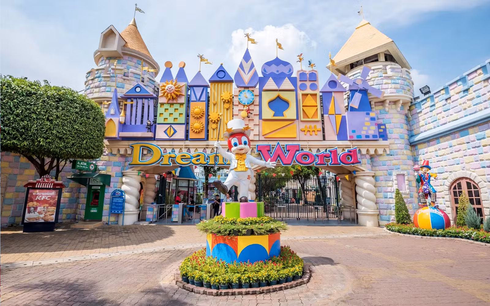 Dream World Super Visa with Unlimted Rides & Snow Town Visit tickets in Bangkok - Features | TickYourList