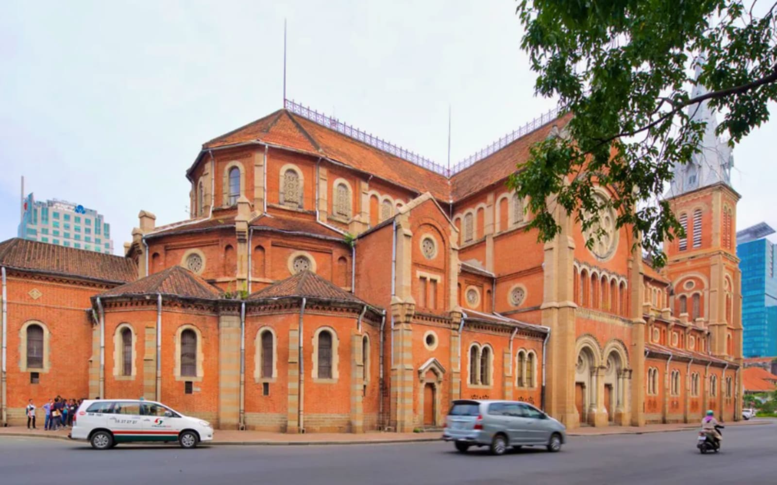 Ho Chi Minh City and Cu Chi Tunnels Full-Day Tour with Lunch tickets in Ho Chi Minh City - Full Experience | TickYourList