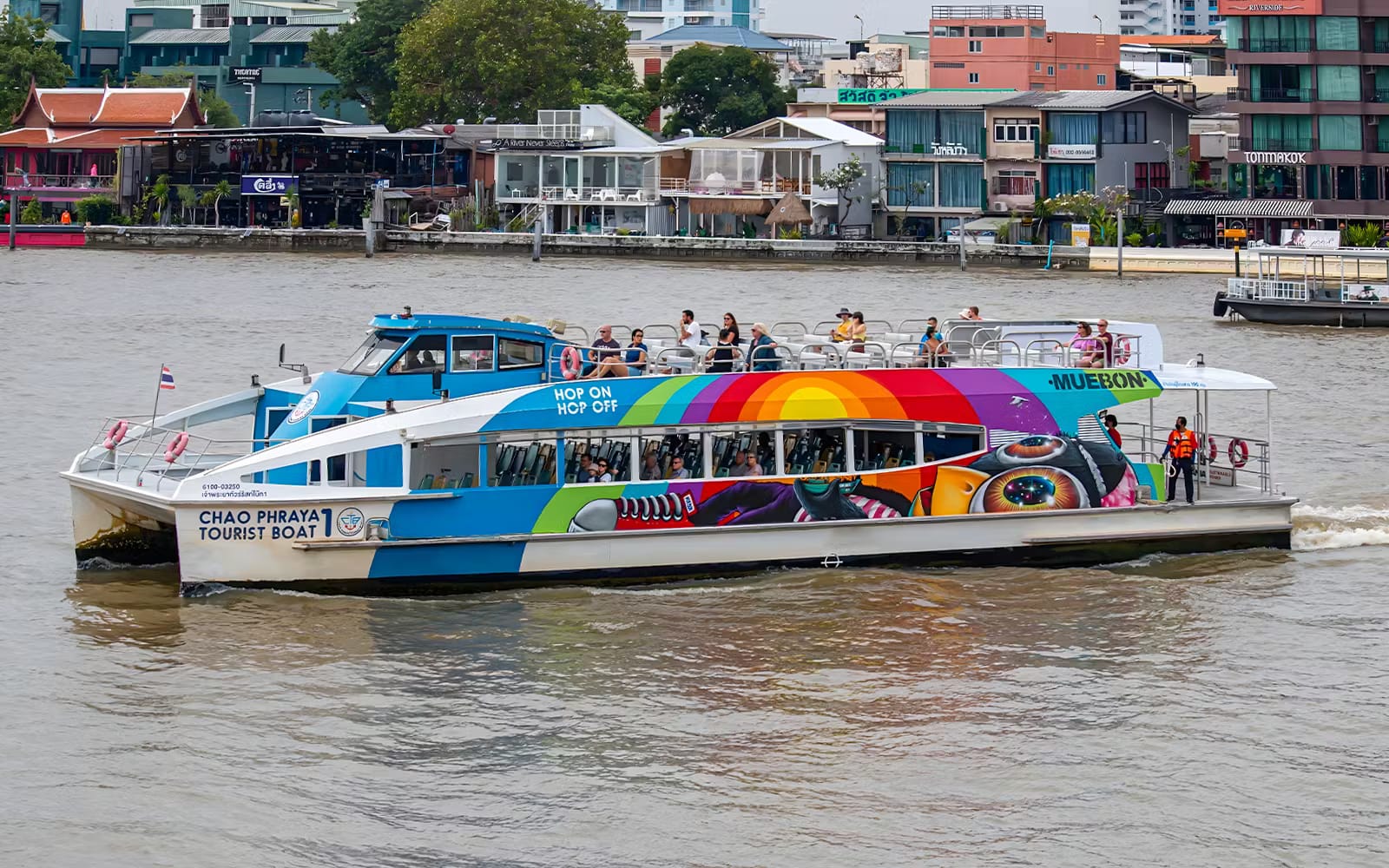 00576aa5aaee3fbab38bc827b29f6785-11792-Bangkok-ChaoPhrayaTouristBoat-1-DayHop-On-Hop-OffBoatTourofBangkok-13.avif