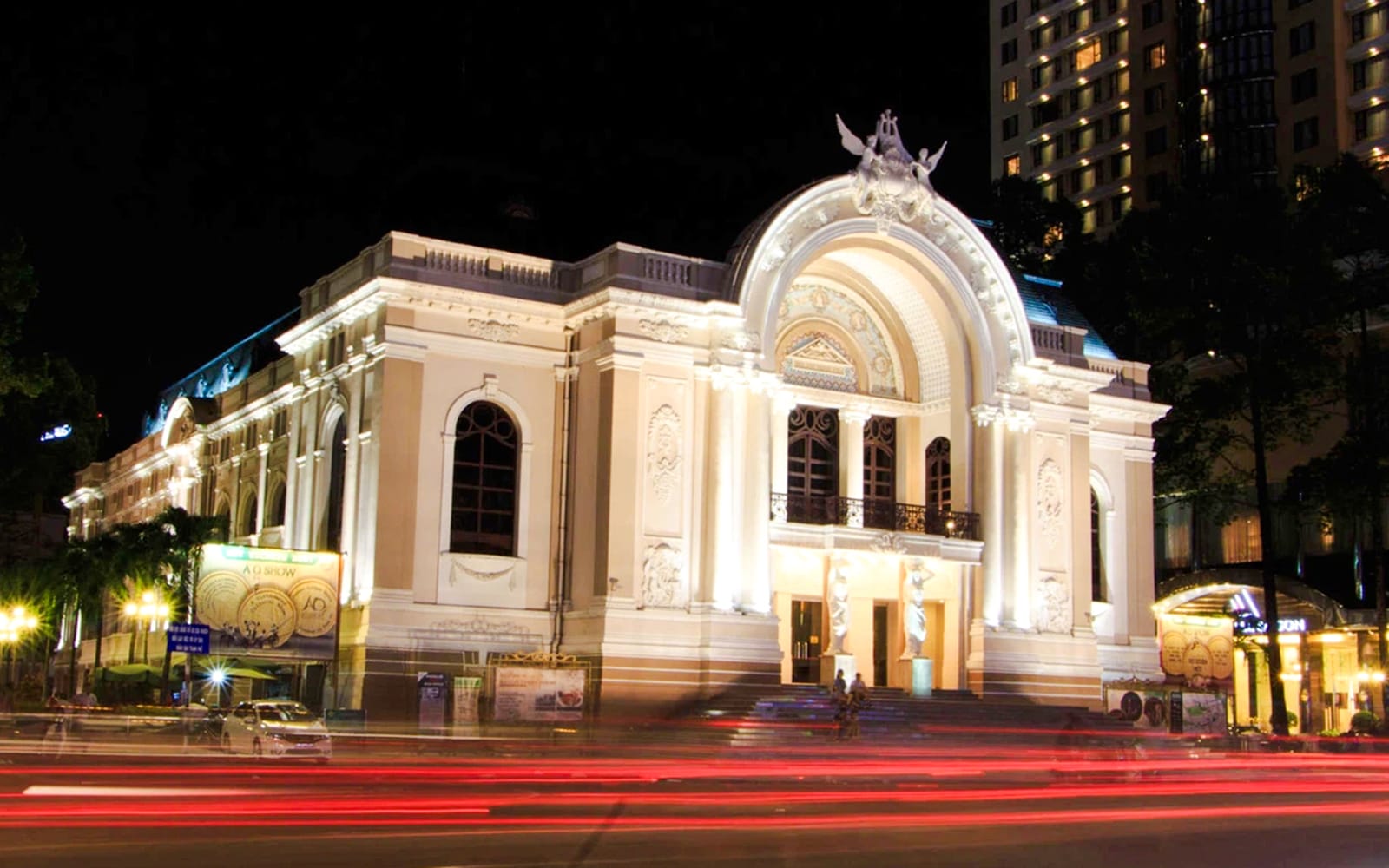 City Sightseeing: Saigon Night Bus Tour tickets in Ho Chi Minh City - Highlights | TickYourList