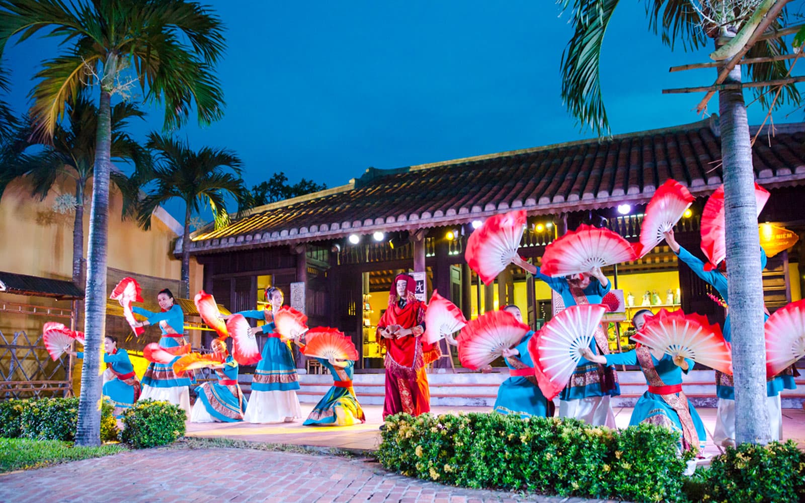 Hoi An Memories Show Tickets with Dinner Buffet