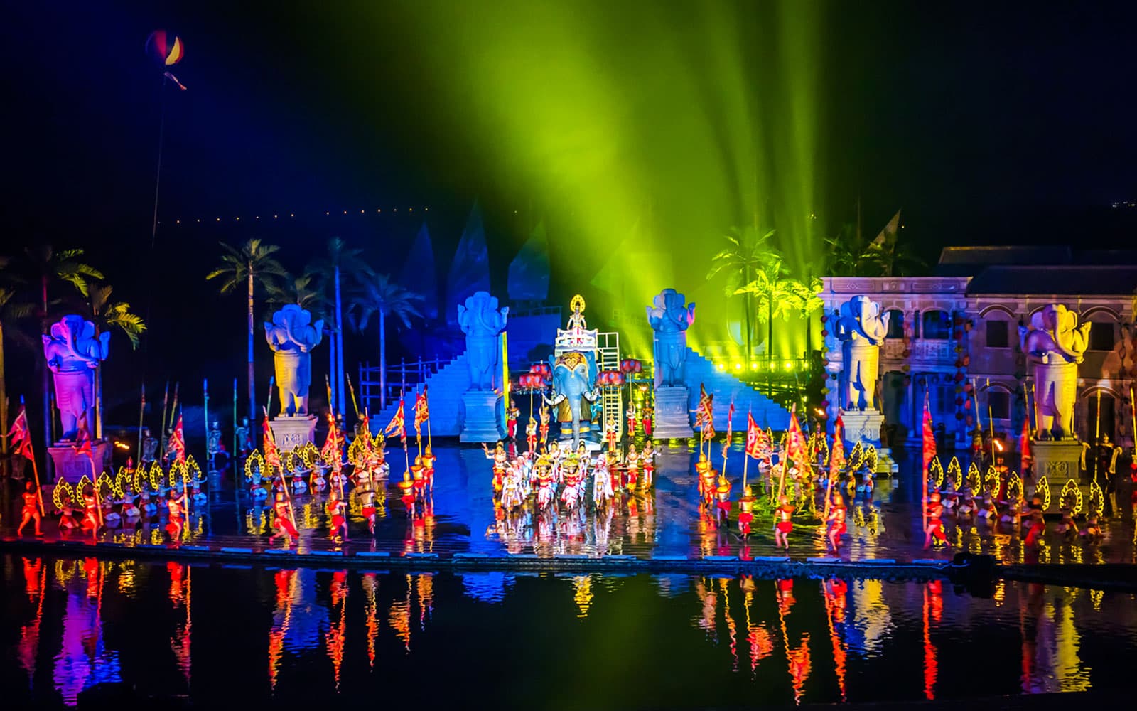 Coconut Forest Basket Boat Ride with Hoi An Memories Show Tickets in Hoi An - Features | TickYourList