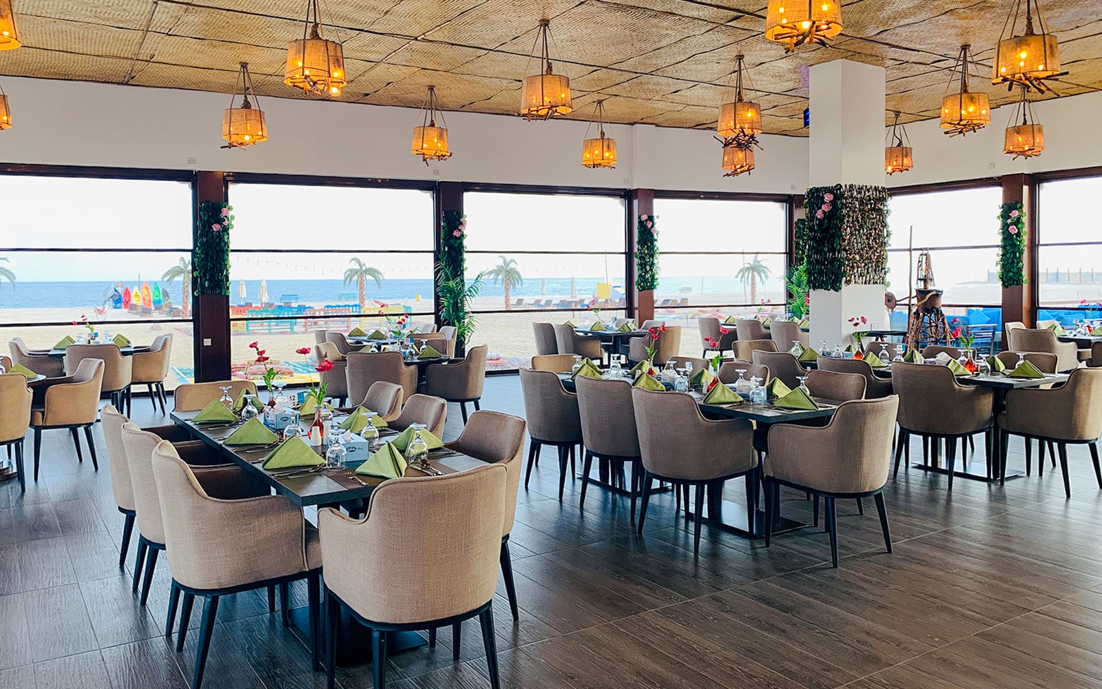 listing card gallery - Image 1 of 10