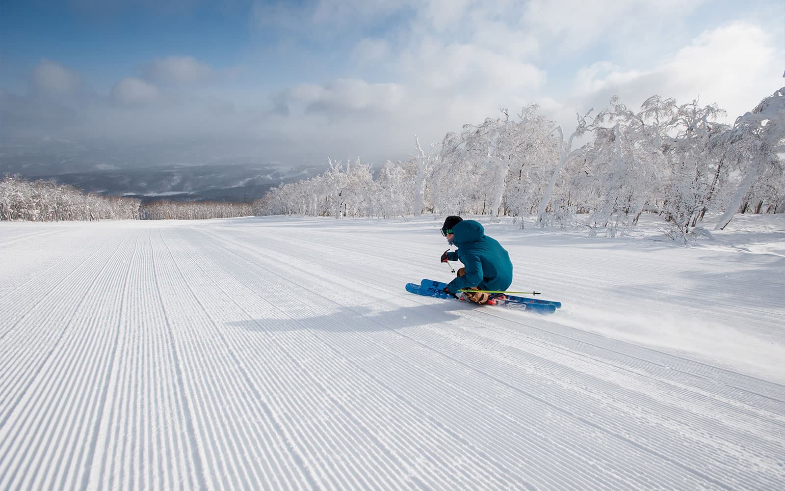 One Way Shuttle Transfers Between New Chitose Airport and Niseko & Rusutsu Resort/Sapporo tickets in Hokkaido - Attractions | TickYourList