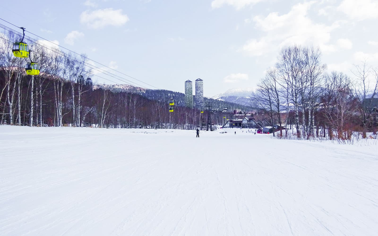 Shuttle Service from New Chitose Airport or Sapporo Hotels to Tomamu Ski Resort tickets in Hokkaido - Highlights | TickYourList