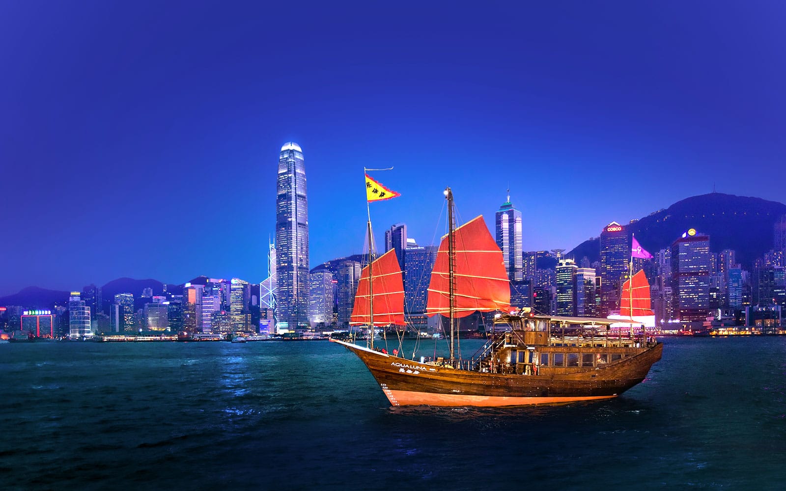 Aqualuna Evening Harbour Cruise tickets in Hong Kong - Highlights | TickYourList