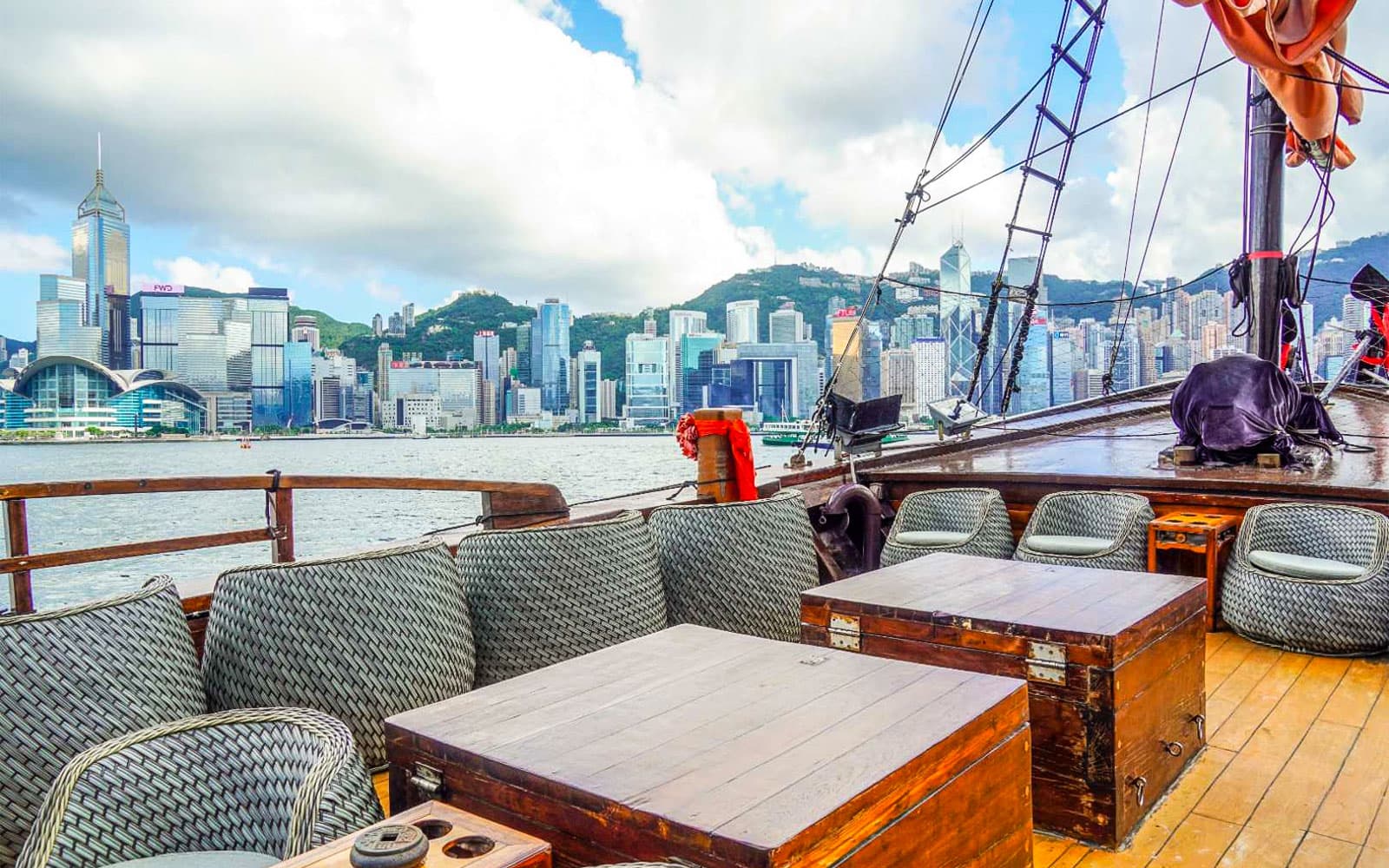 Aqualuna Dim Sum Cruise tickets in Hong Kong - Attractions | TickYourList
