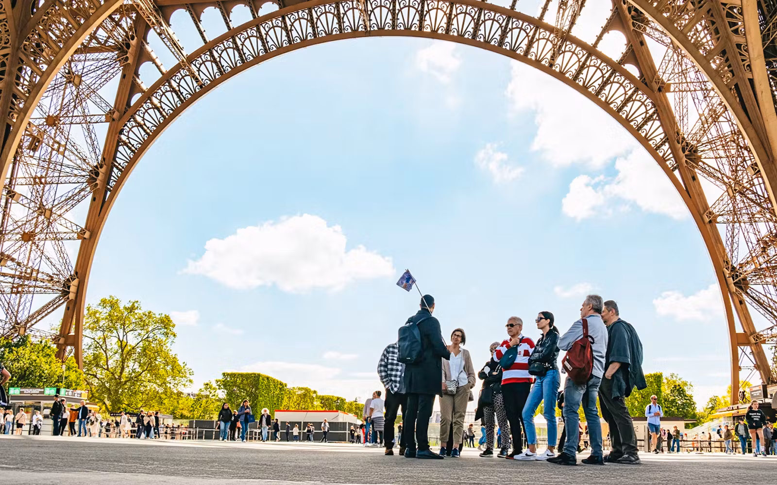 Eiffel Tower Guided Tour by Elevator: Summit or Second Floor tickets in Paris - Features | TickYourList