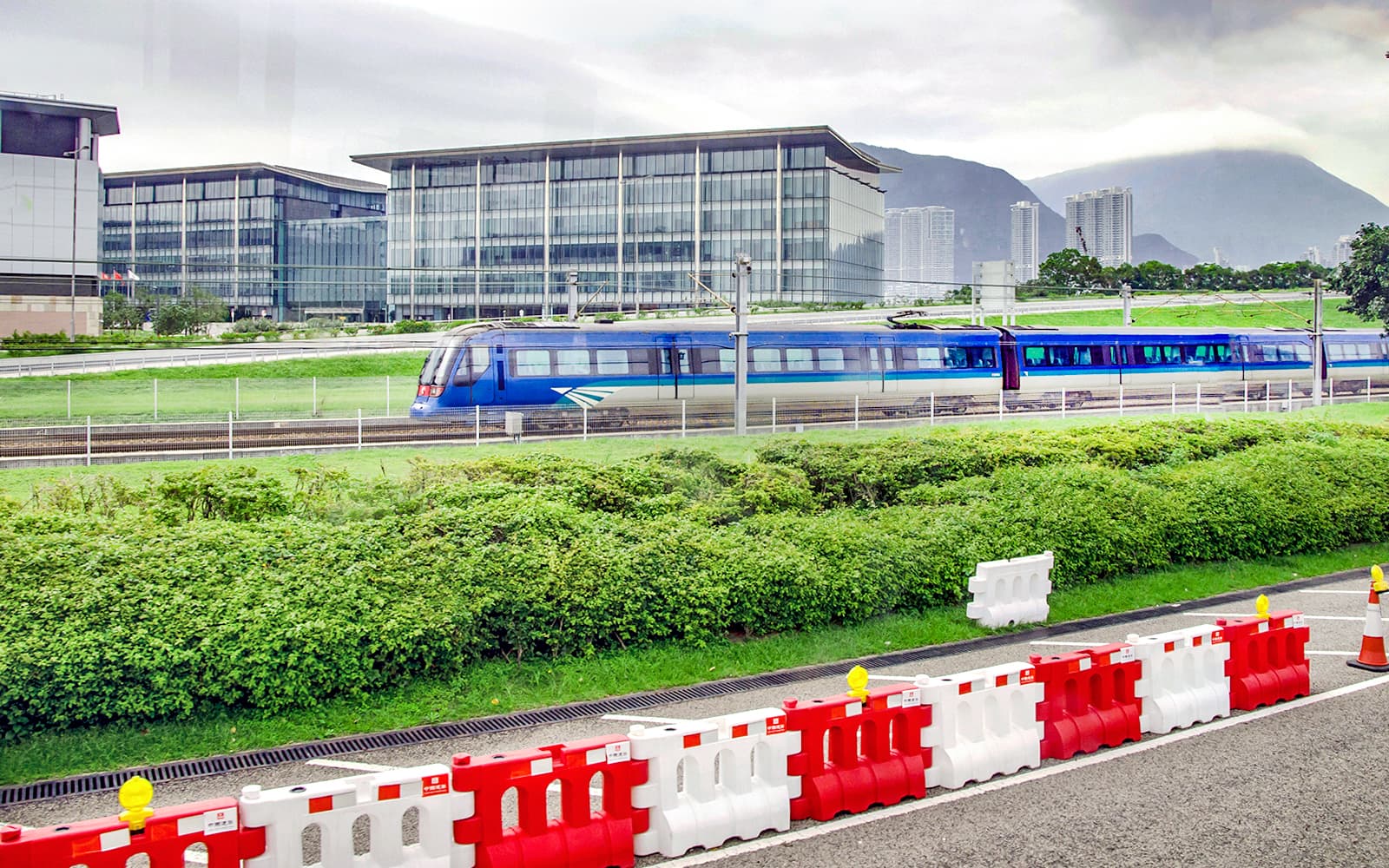 Combo: Ngong Ping Two-Way Cable Car + Hong Kong Airport Train Transfer Tickets in Hong Kong - Activities | TickYourList