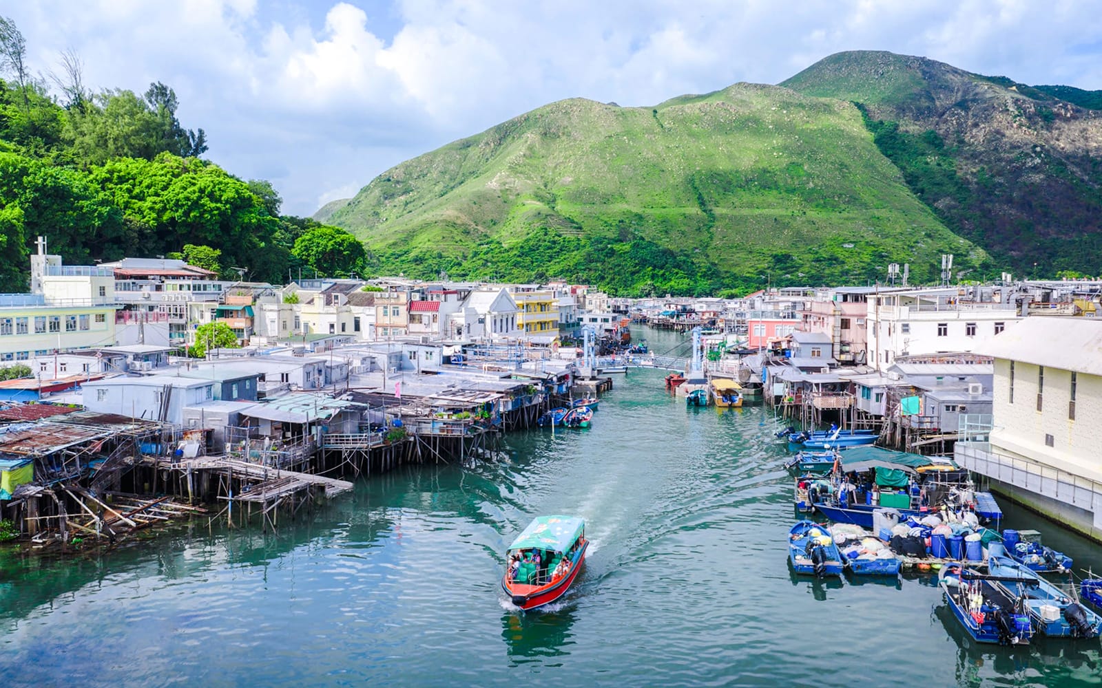 Lantau Guided Private Coach Tour tickets in Hong Kong - Attractions | TickYourList