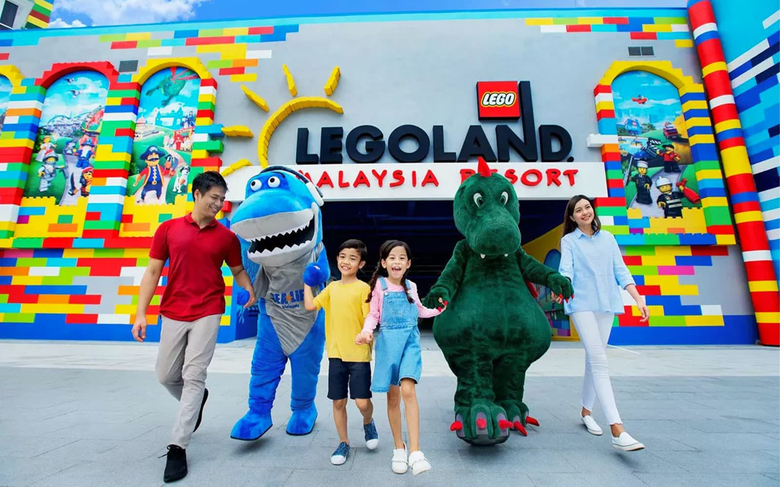 Private Transfer: Senai Airport (JHB) to/from LEGOLAND tickets in Johor Bahru - Full Experience | TickYourList