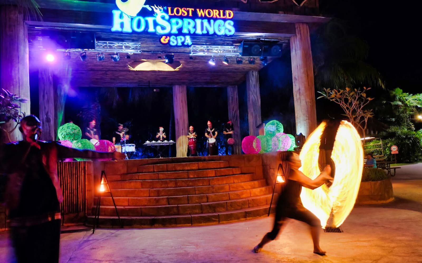Lost World Hot Springs Night Park