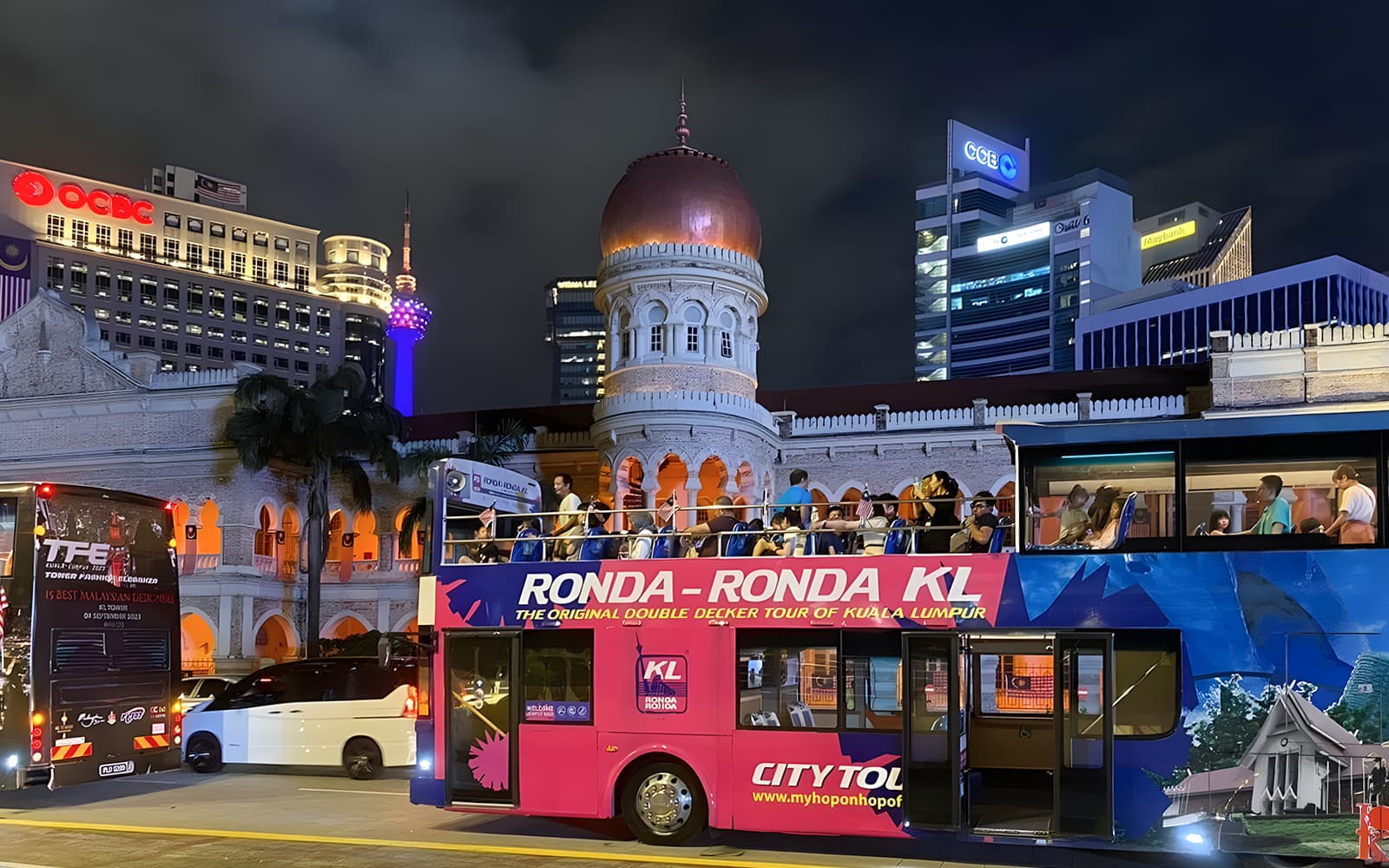 Kuala Lumpur Night Bus Tour