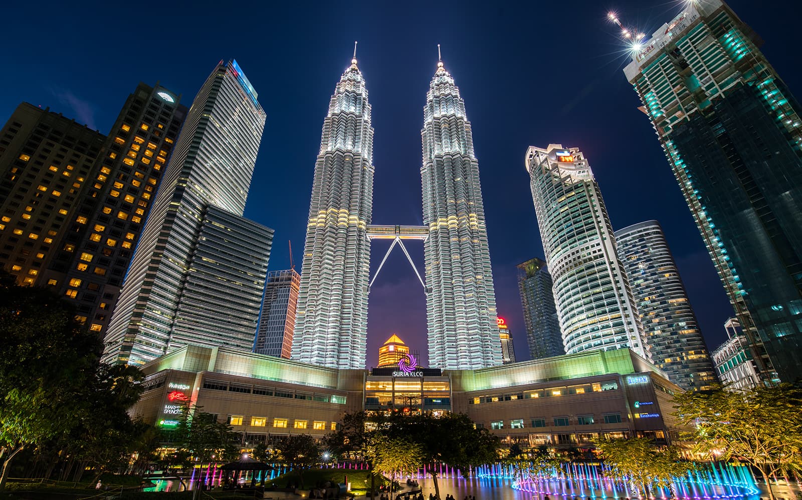 Combo (Save 5%): Petronas Twin Towers + KLIA Ekspres Tickets in Kuala Lumpur - Features | TickYourList