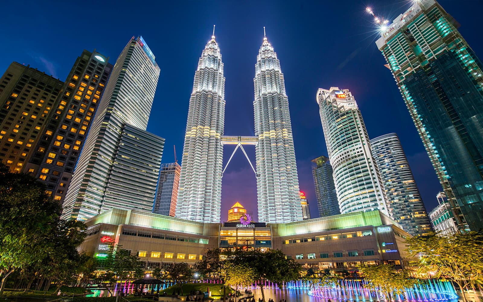 Combo (Save 5%): Petrosains, The Discovery Centre + Zoo Negara Tickets in Kuala Lumpur - Attractions | TickYourList