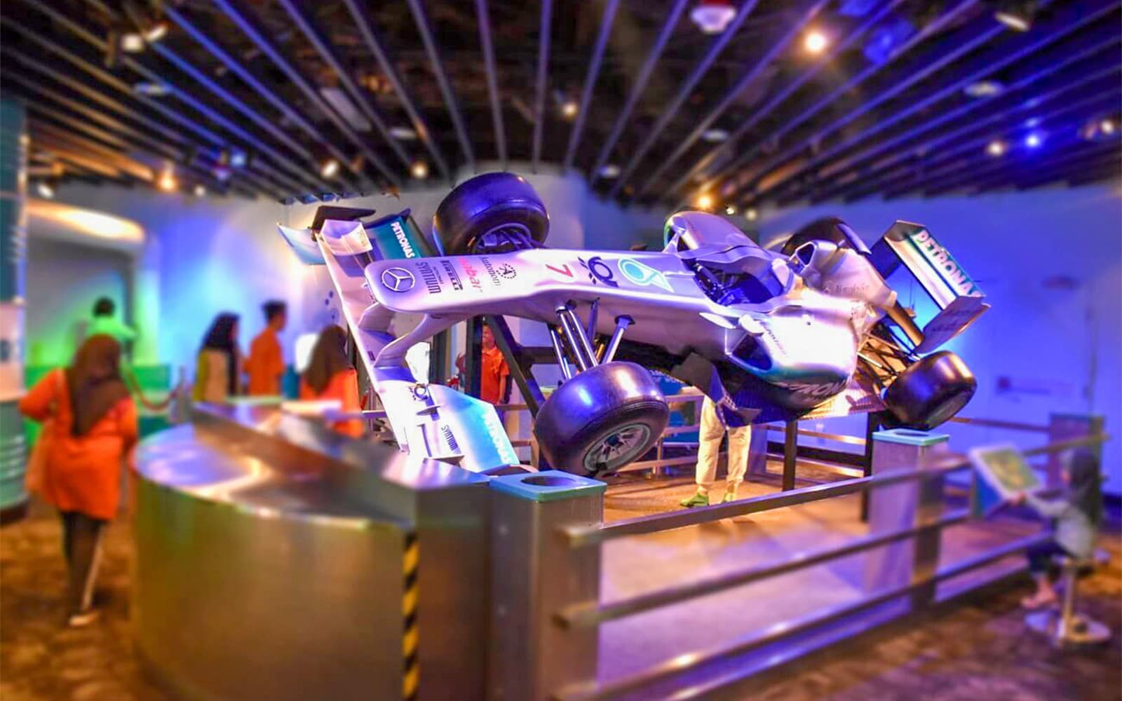 Combo (Save 5%): Petrosains, The Discovery Centre + Petronas Twin Towers Tickets in Kuala Lumpur - Features | TickYourList