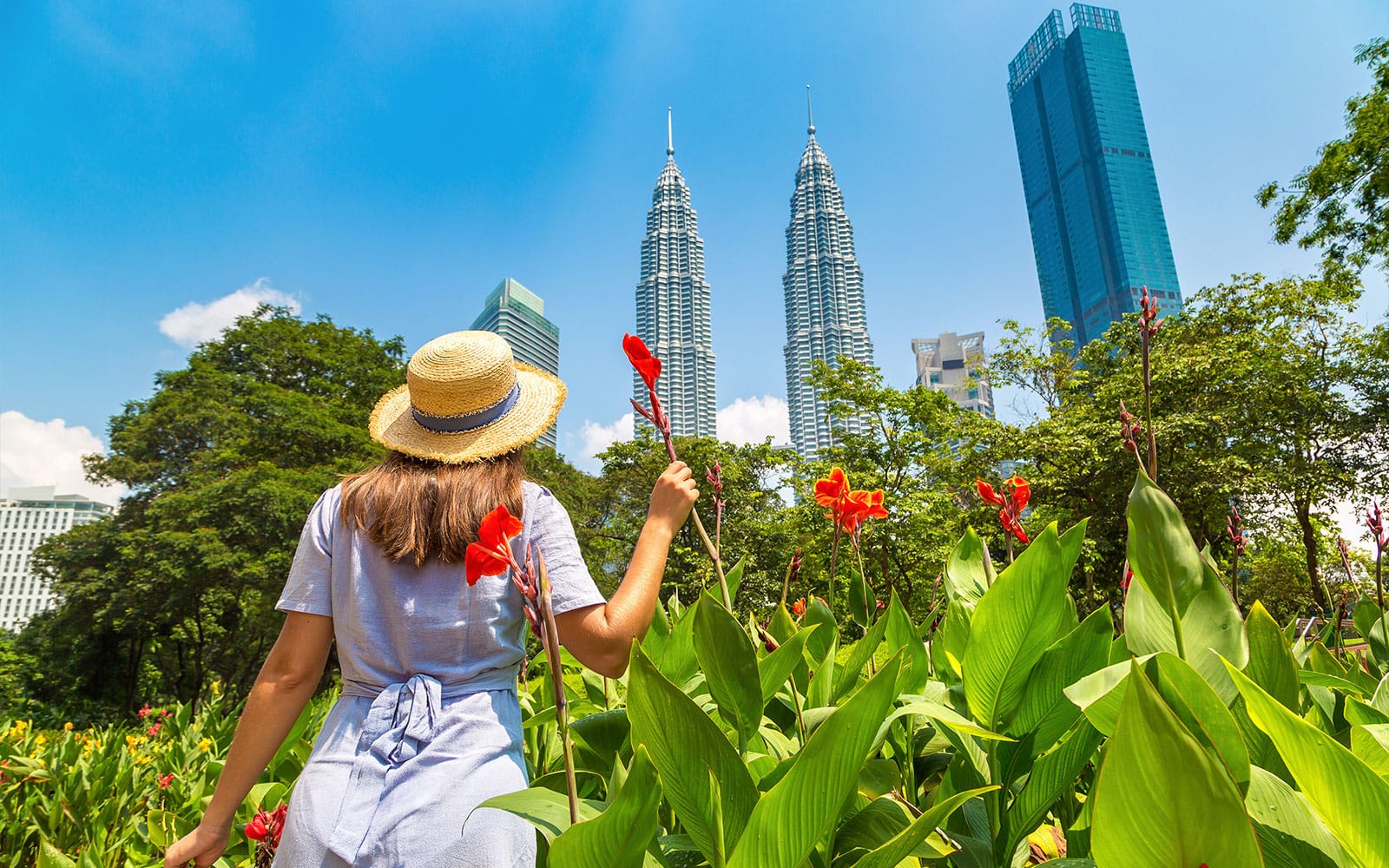 Professional Photoshoot Outside Petronas Towers tickets in Kuala Lumpur - Activities | TickYourList