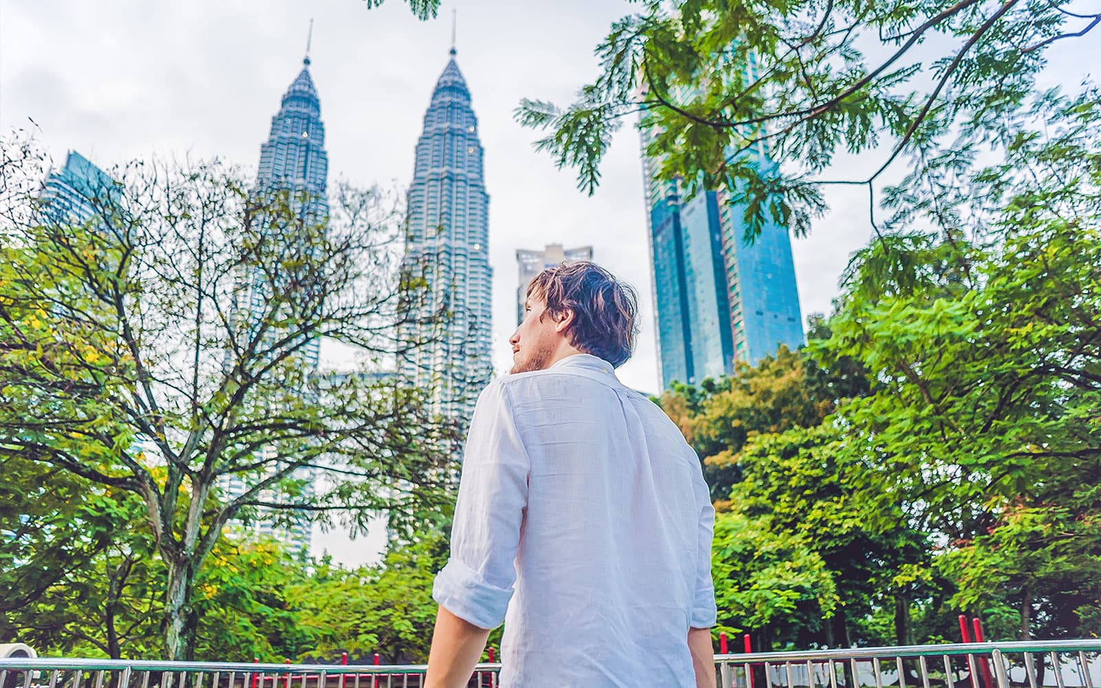 Professional Photoshoot Outside Petronas Towers tickets in Kuala Lumpur - Full Experience | TickYourList