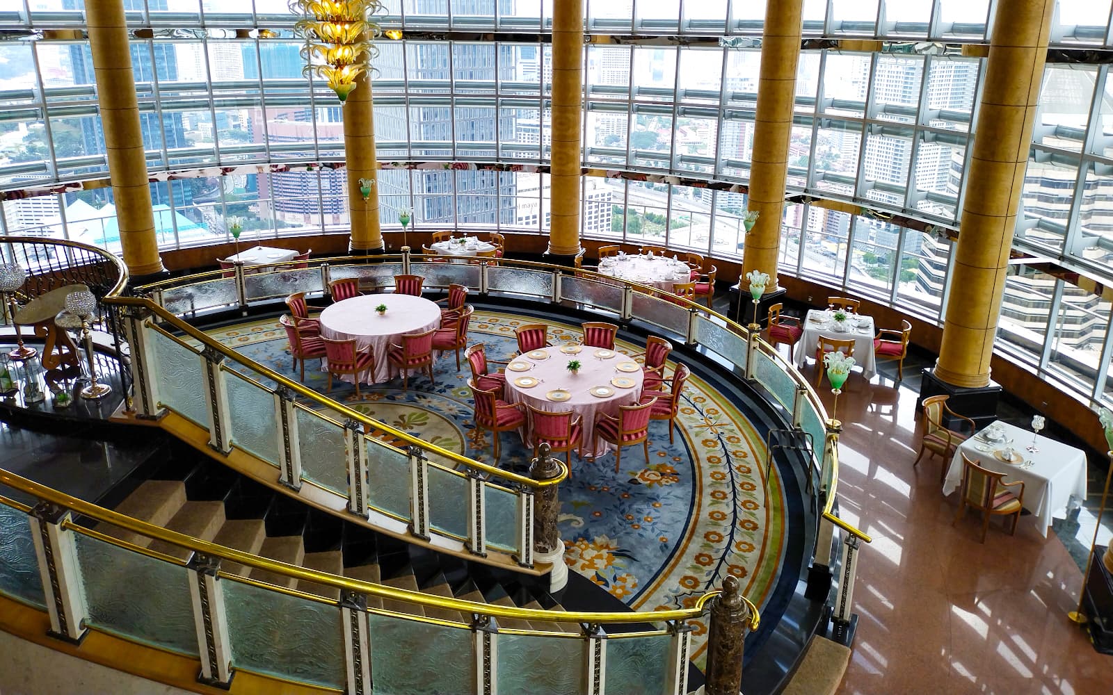 Petronas Twin Towers Dining Experience