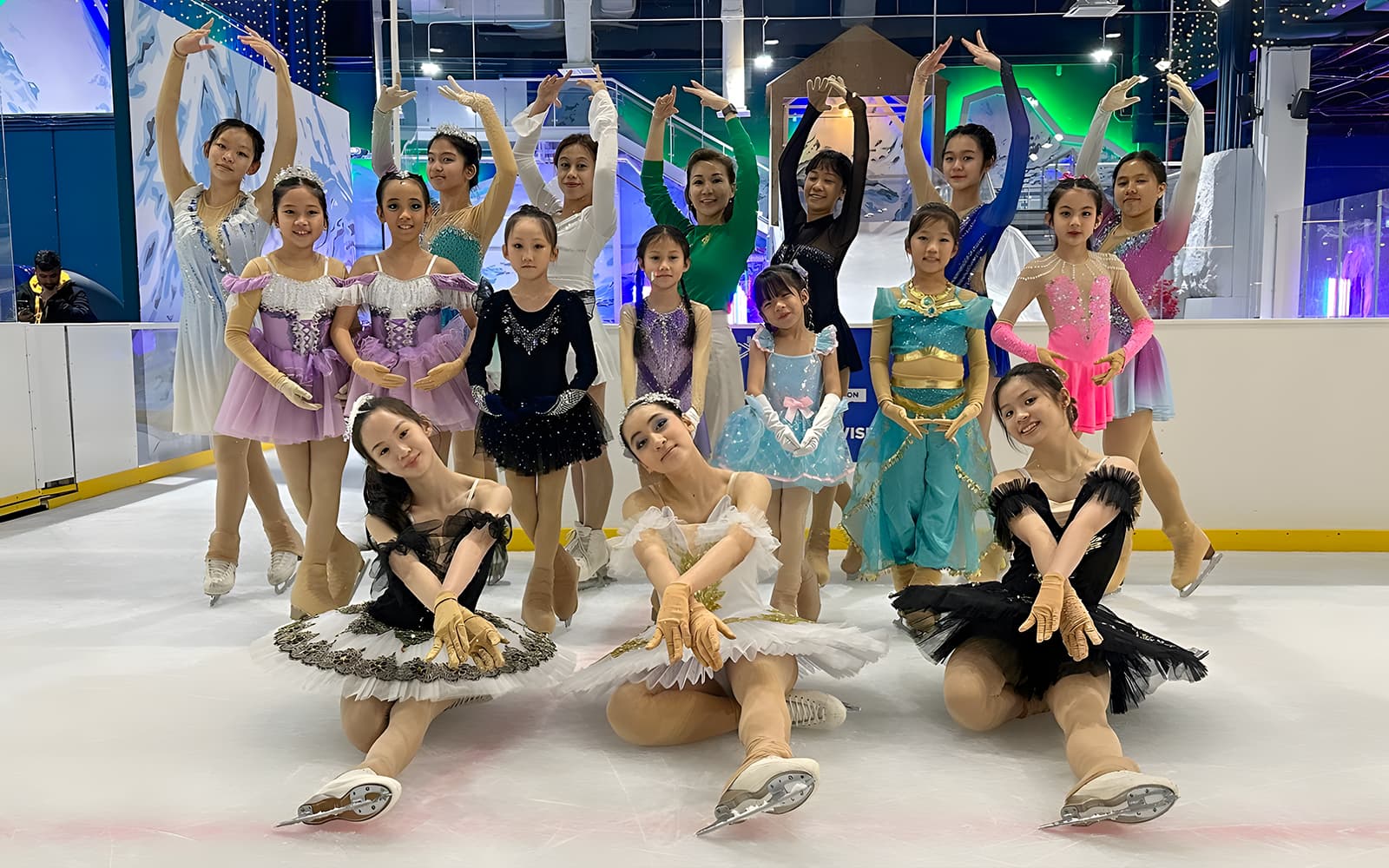 Blue Ice Snow Park Ice Skating Tickets - Pavilion Bukit Jalil in Kuala Lumpur - Features | TickYourList
