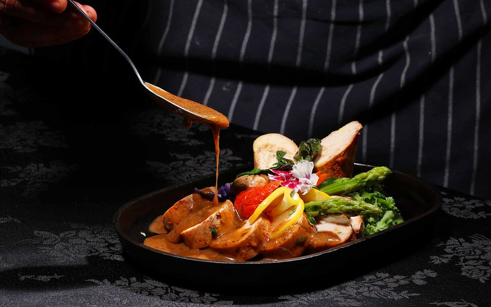Combo (Save 5%): Petrosains, The Discovery Centre Tickets + Dinner Buffet at ORBIT Revolving Dining in KL Tower in Kuala Lumpur - Highlights | TickYourList