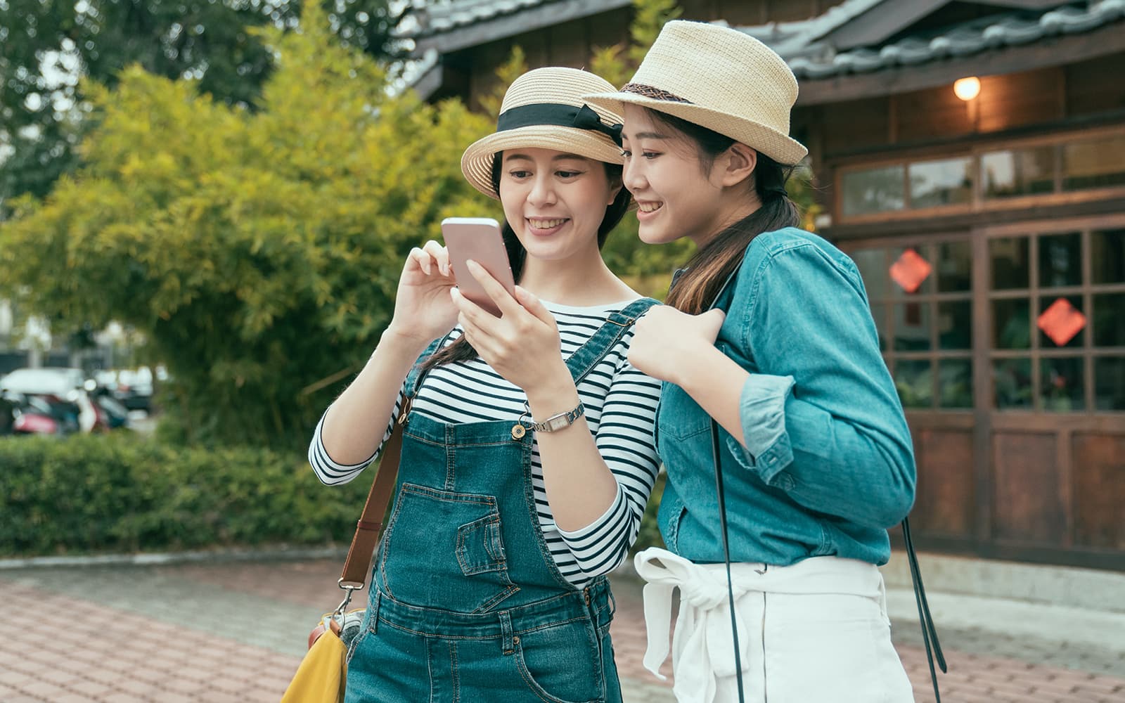 Osaka ICOCA IC Card: Public Transport & Discounts tickets in Osaka - Activities | TickYourList