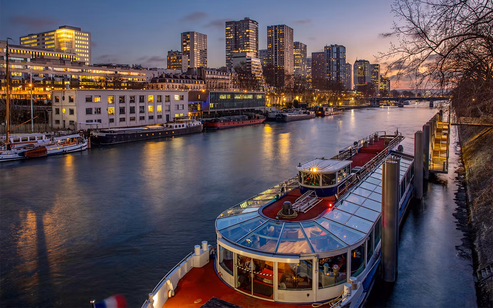 Paris Illuminated Evening Sightseeing Cruise tickets in Paris - Highlights | TickYourList