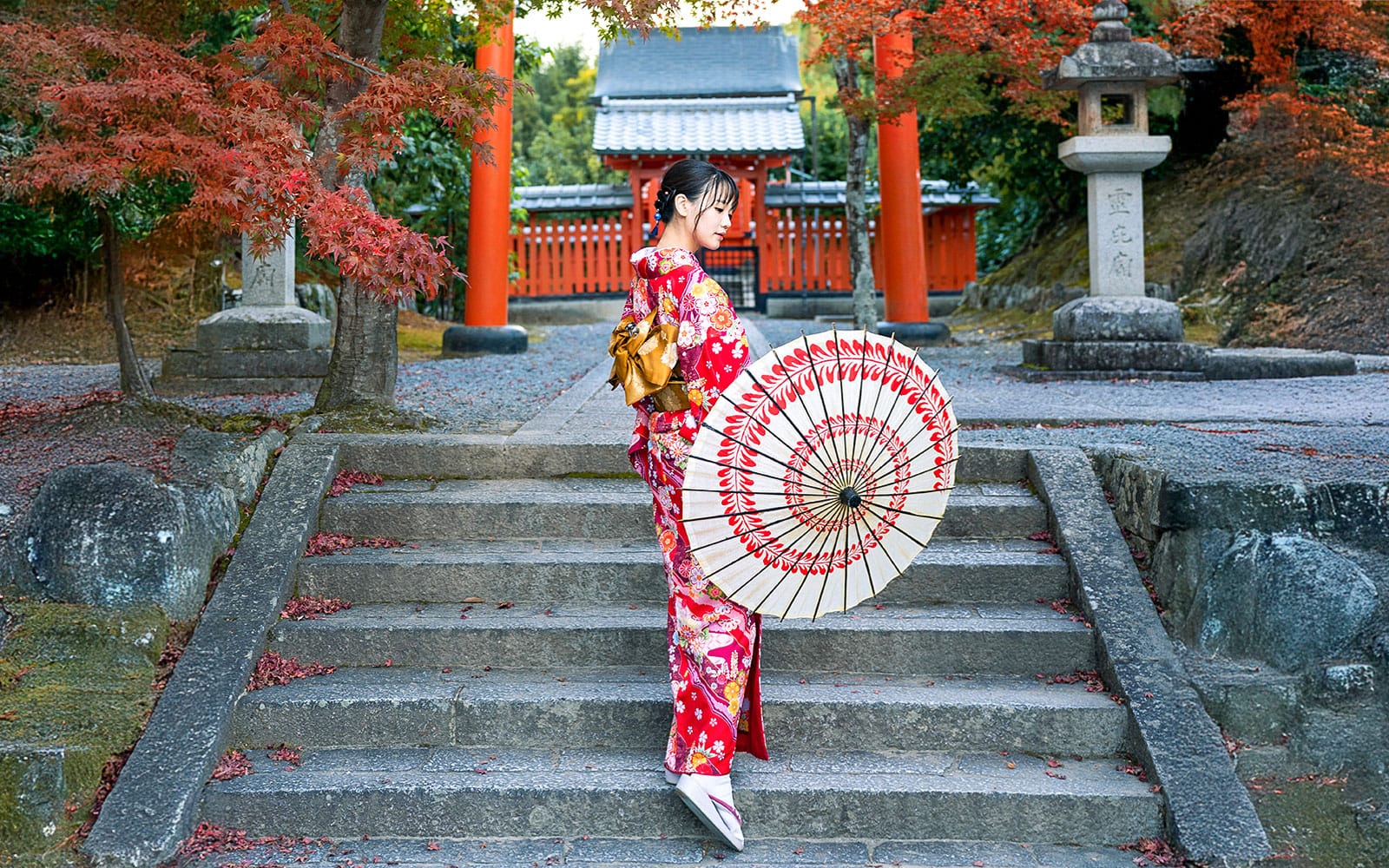 Kimono Rental Near Arashiyama experience tickets in Kyoto | TickYourList