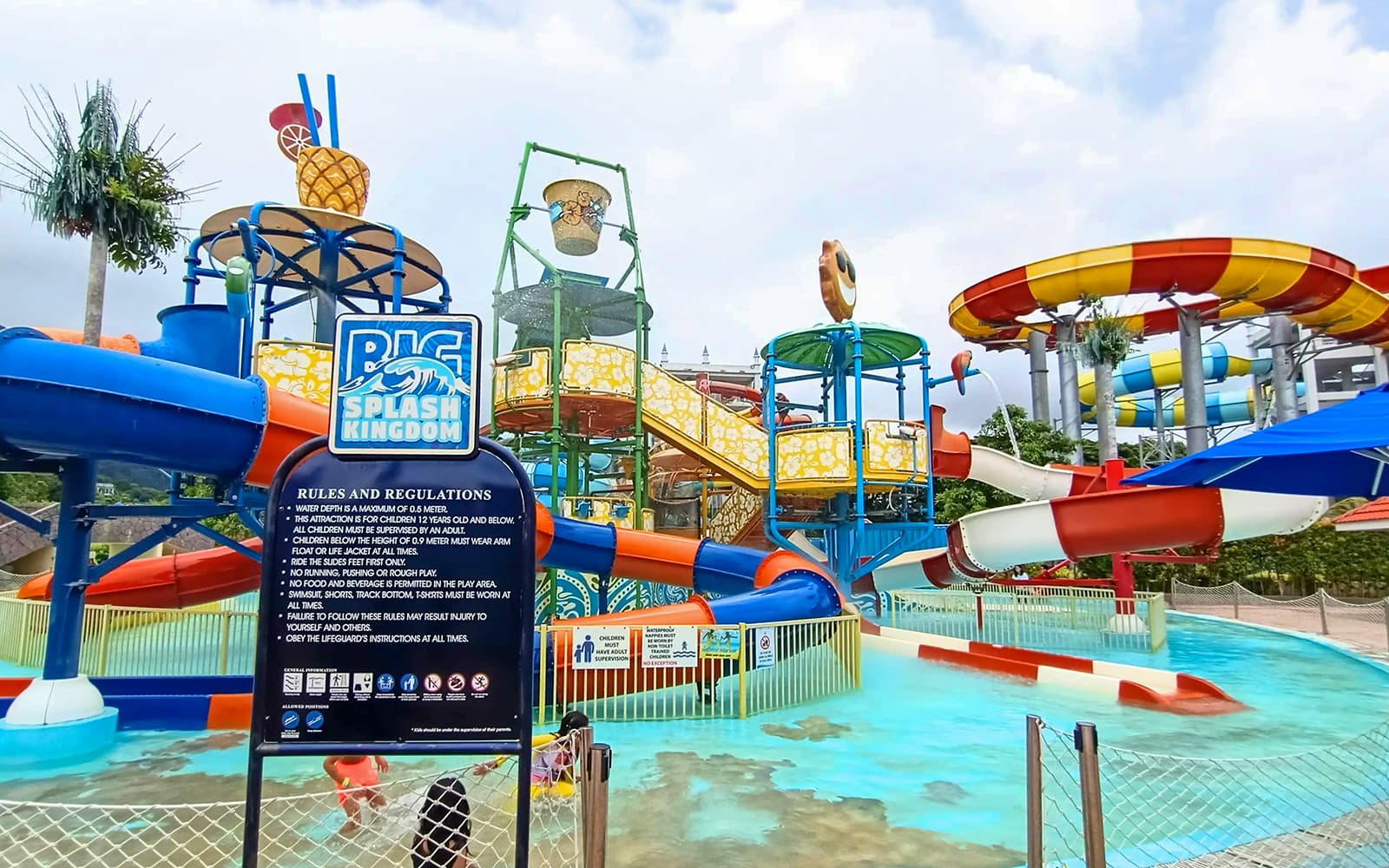 Splash Out Langkawi Water Theme Park Tickets in Langkawi - Features | TickYourList