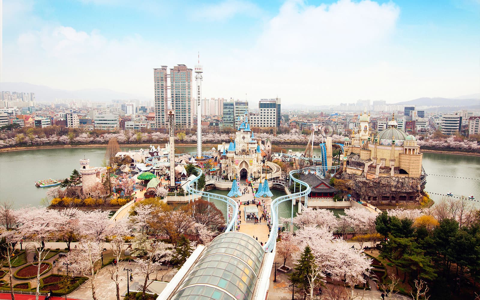 Combo (Save 38%): Lotte World and Aquarium + Seoul Sky Observatory Tickets in Seoul - Attractions | TickYourList