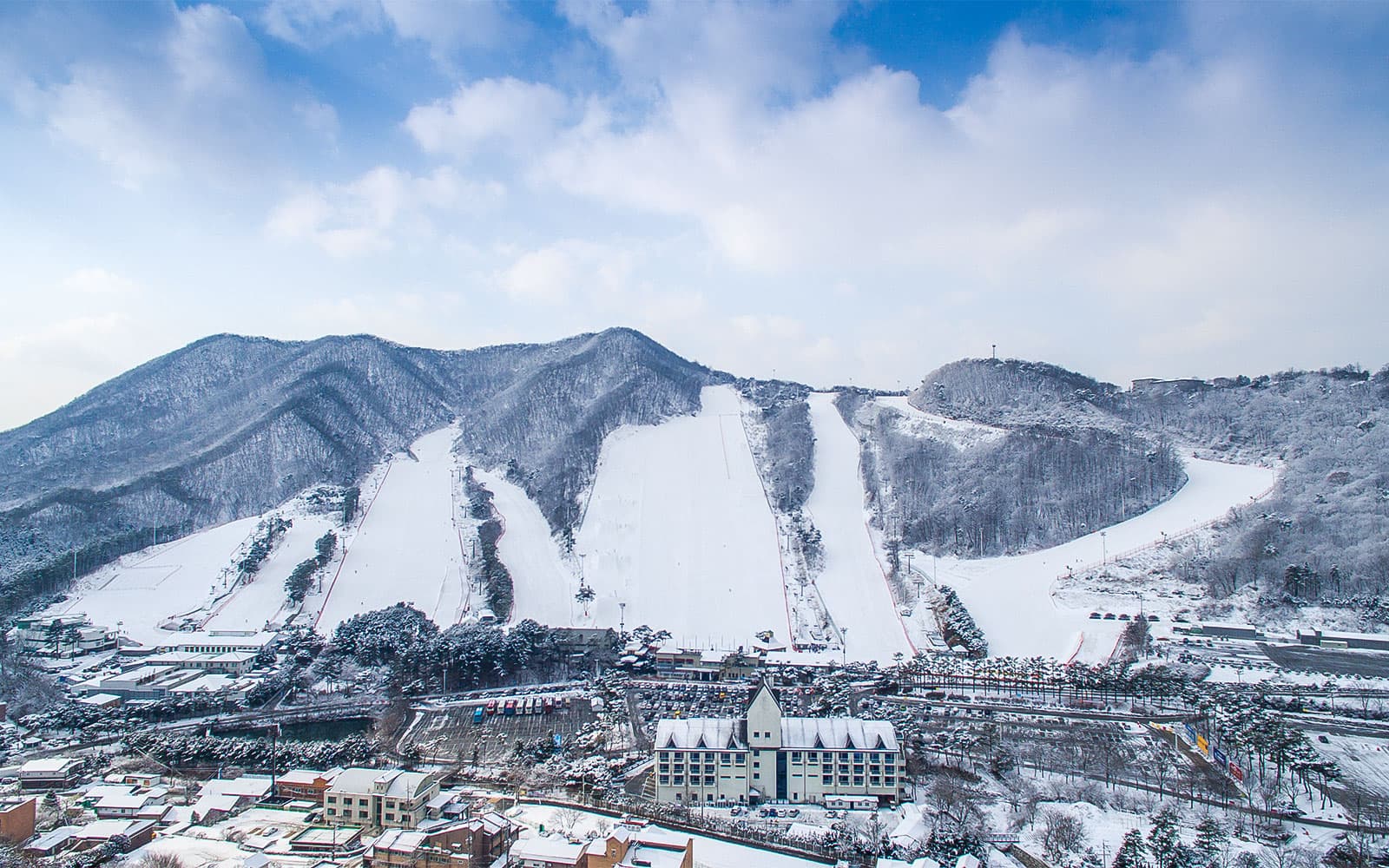 Day Tour of Jisan Forest Ski Resort from Seoul tickets in Seoul - Attractions | TickYourList
