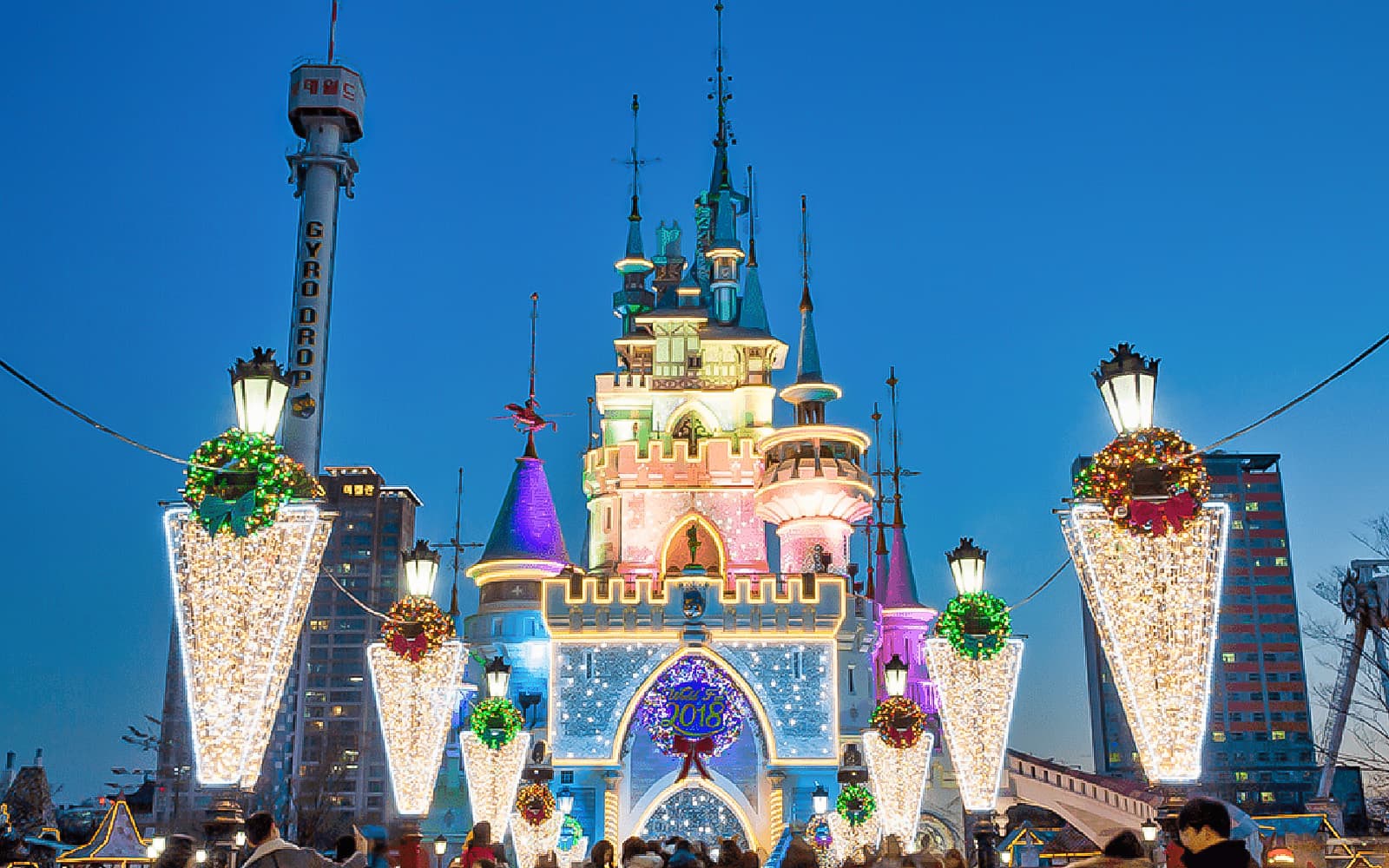 Combo (Save 5%): One-Way AREX Express Transfers Between Incheon Airport & Seoul + Lotte World 1-Day Pass tickets in Seoul - Activities | TickYourList