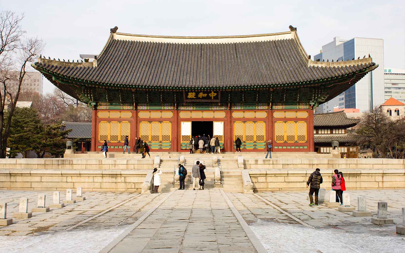 Half-Day Guided Walking Tour of Korean Life
