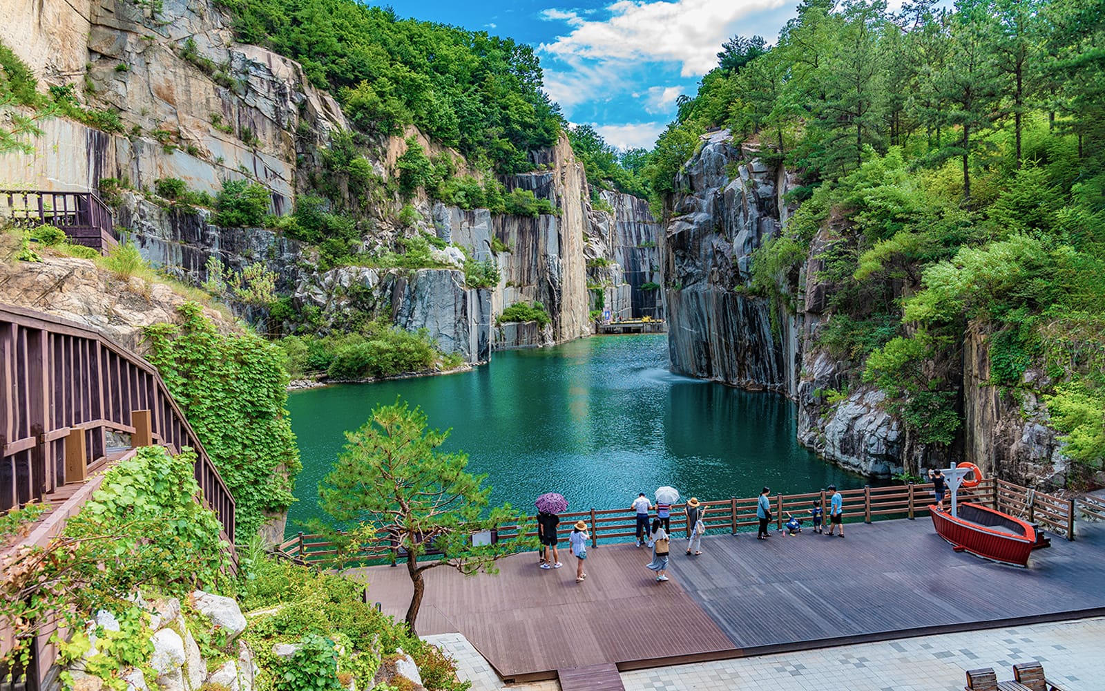 From Seoul: Pocheon Seasonal Fruit Picking & Exploration Tour tickets in Seoul - Attractions | TickYourList