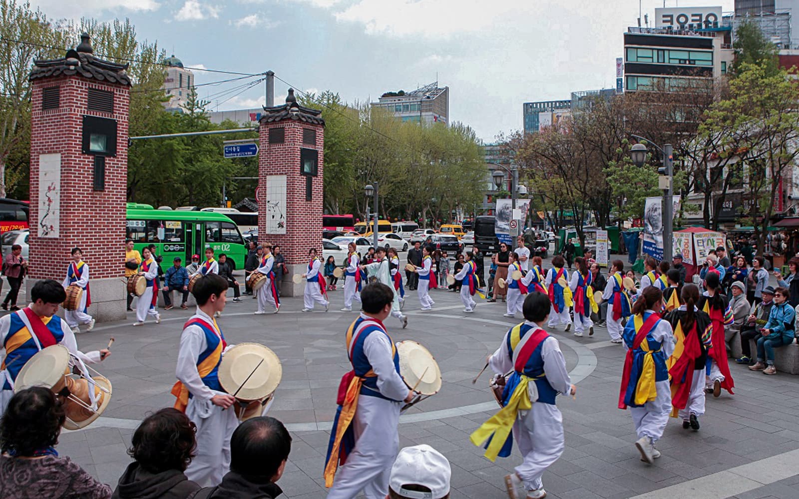 Yellow Balloon City Bus: Dongdaemun Hop-on Hop-off Bus Tour tickets in Seoul - Highlights | TickYourList