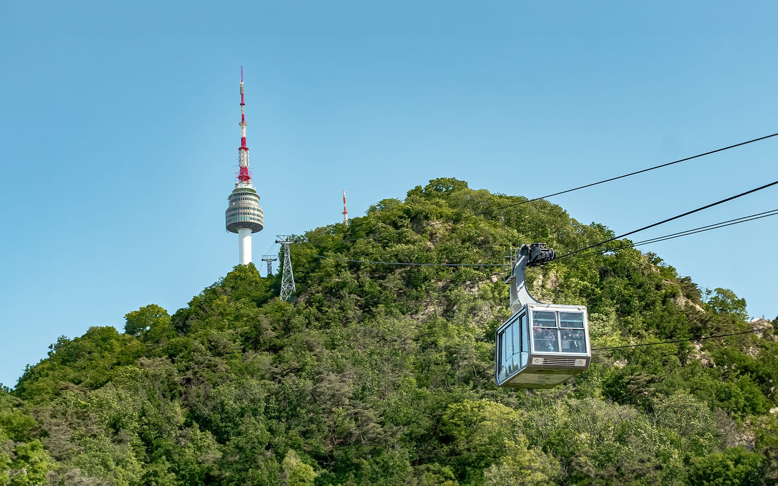 Namsan Cable Car Weekday Round Trip Tickets in Seoul - Activities | TickYourList