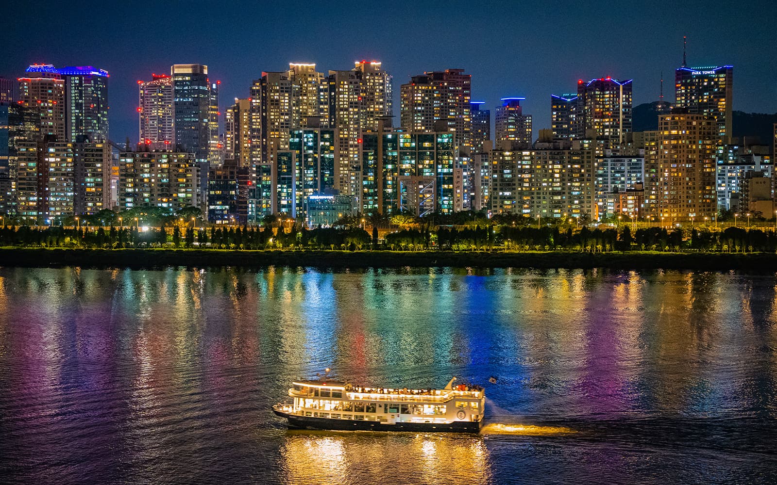 Han River Night Cruise by Eland Cruise