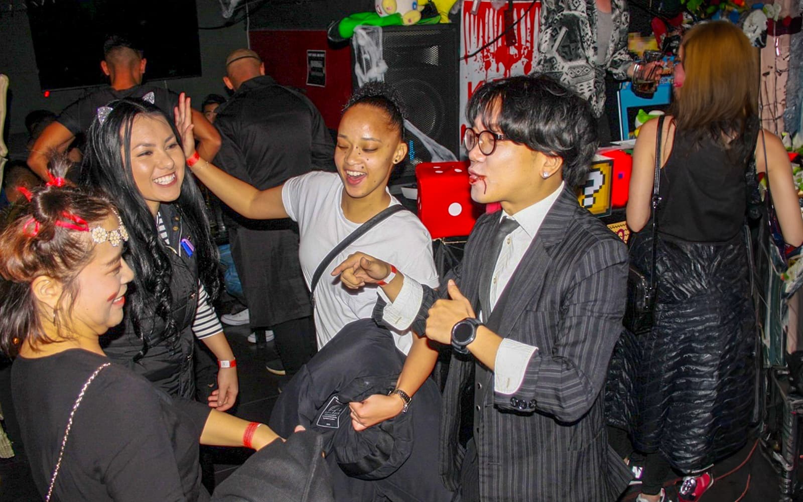 Seoul Pub Crawl tickets in Seoul - Highlights | TickYourList