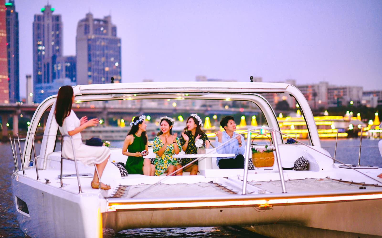 Han River Marina Yacht Experience