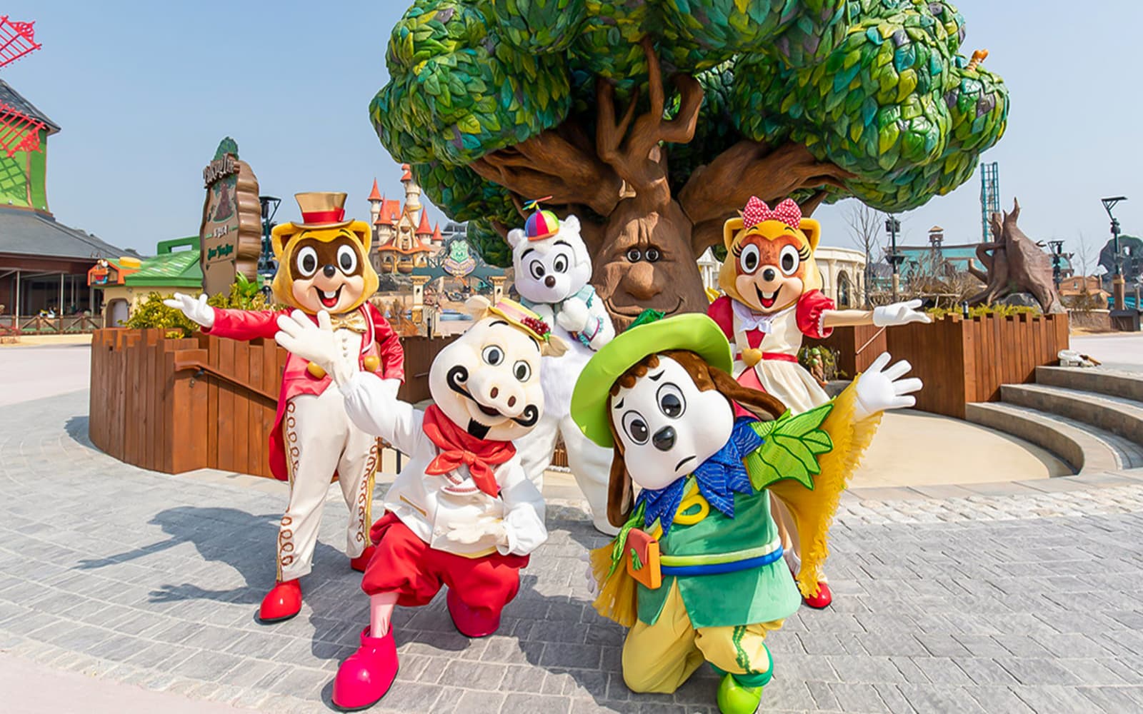 Lotte World Theme Park: 1-Day Pass + Magic Pass (Skip the Lines)