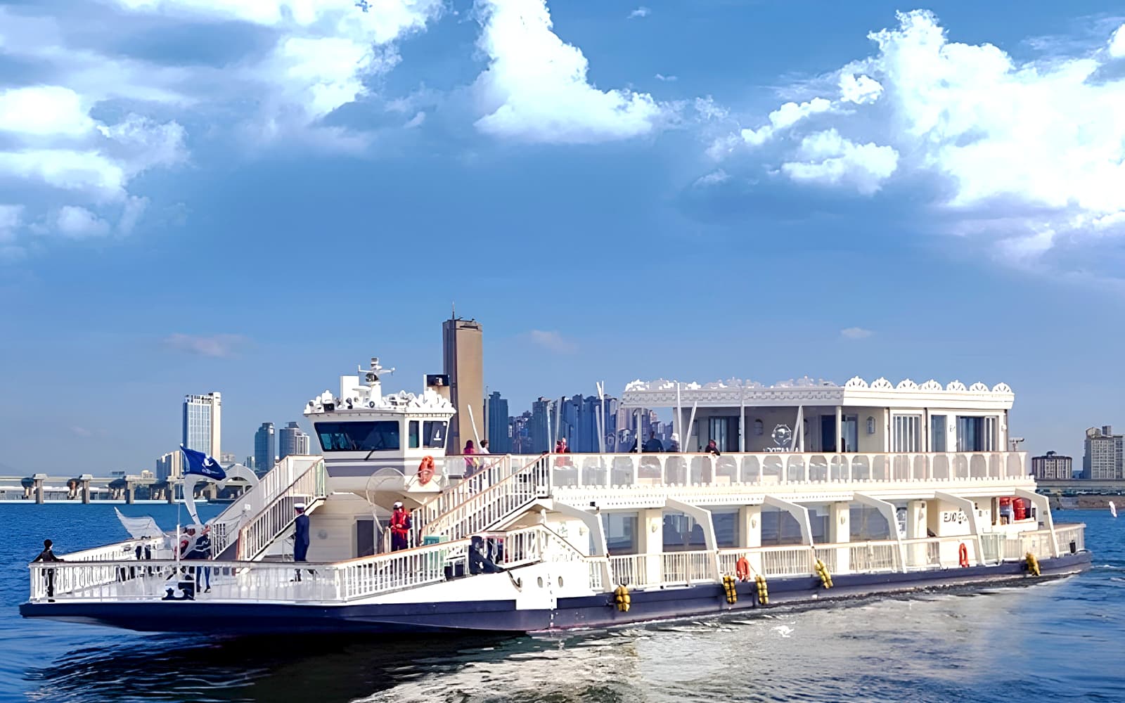 Han River Sightseeing Day Cruise by Eland Cruise